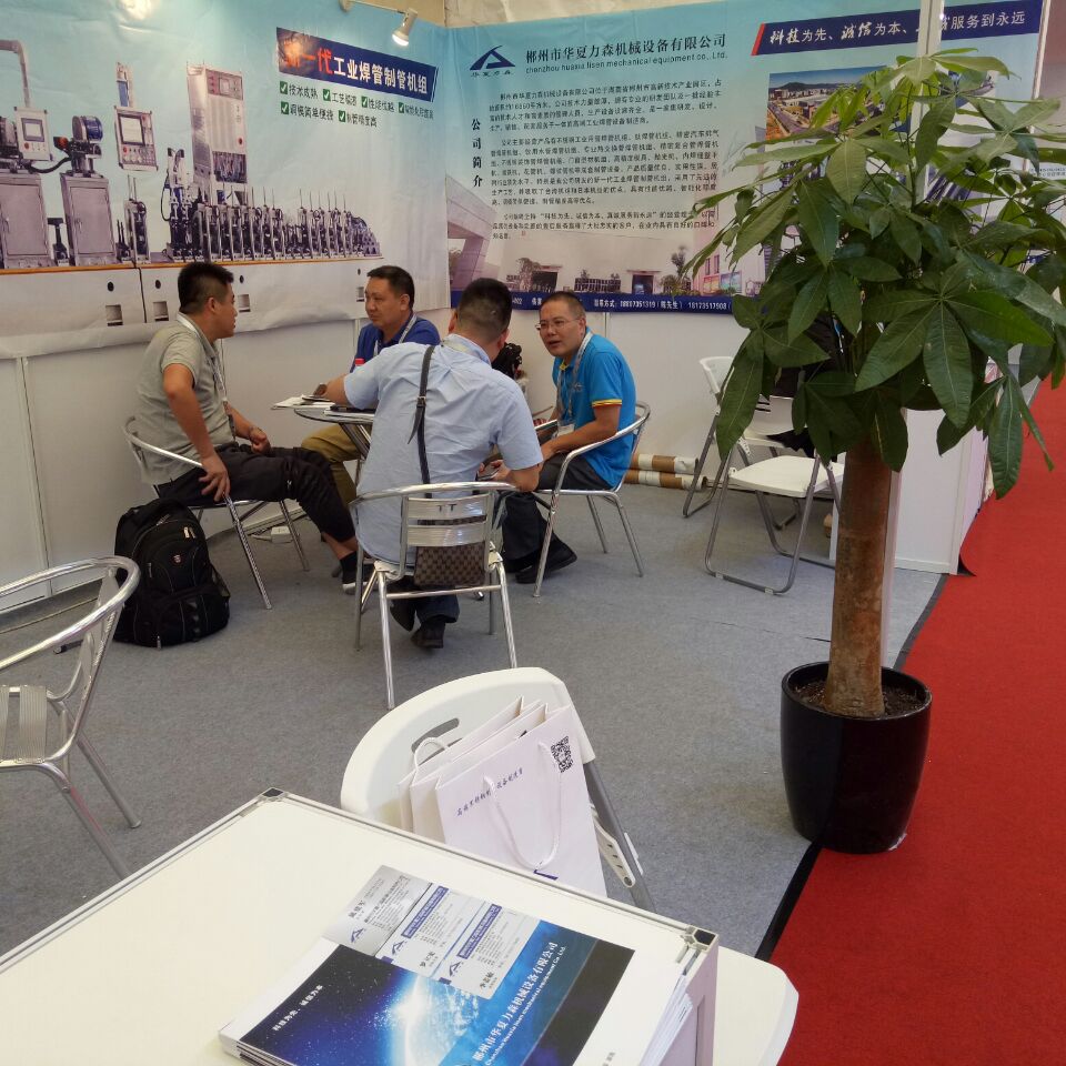 不銹鋼制管機,制管設備,鈦管設備,復合管制管機 不銹鋼制管機,制管設備,鈦管設備,復合管制管機